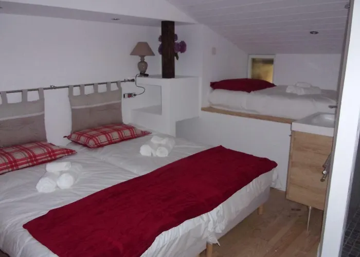 Le Jardin D'abel Bed & Breakfast *